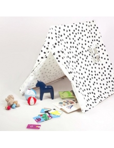 KIDS TENT WITH BLACK DOTS 2